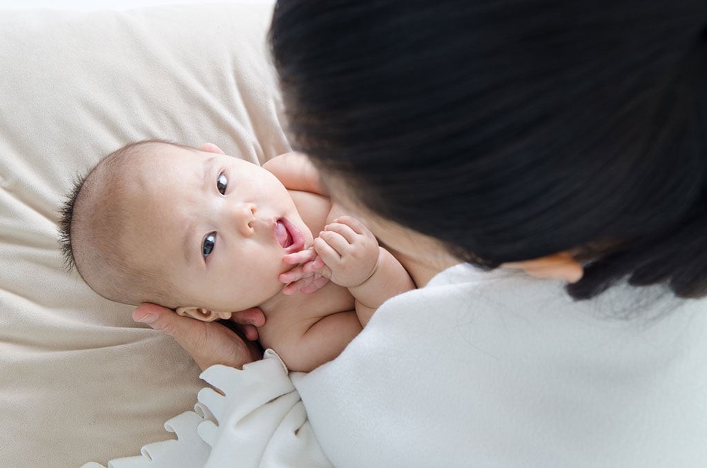 Baru Lahir,anak-anak 7-12 bulan, Merawat bayi baru lahir, Bunda, si Kecil, Ibu Hamil